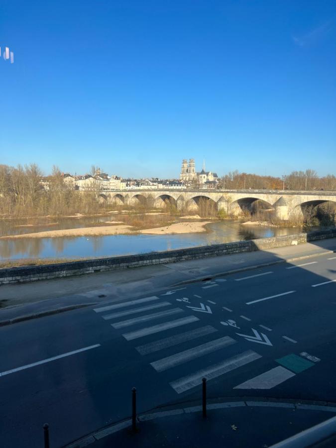 Cosy Loire, T2 Neuf, Front De Loire ,Vue Cathedrale,5Min A Pied Centre Ville Et Parking Prive Orléans Exterior foto
